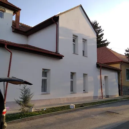 Villa Esztergom Apartamento